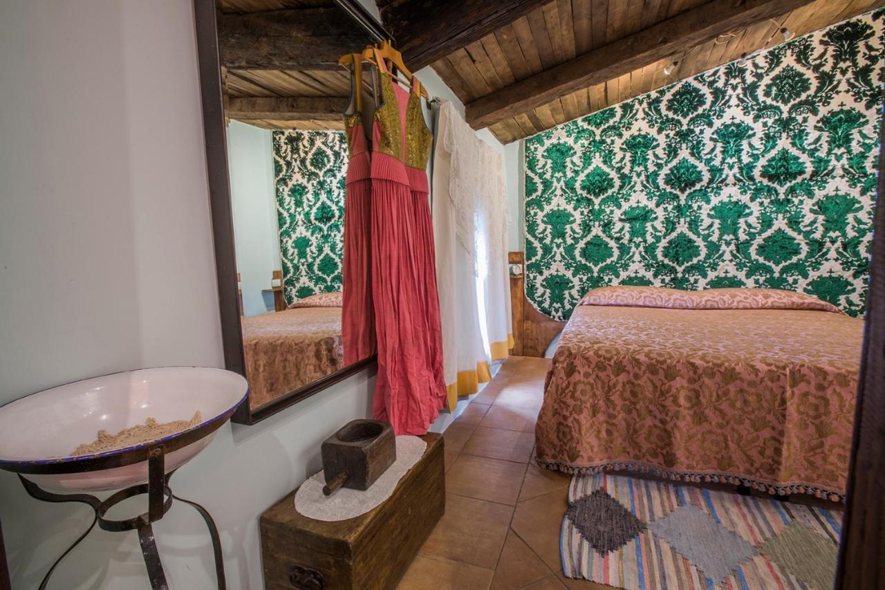 Il Nibbio - Soffitta Delle Ginestre Apartment Morano Calabro Luaran gambar